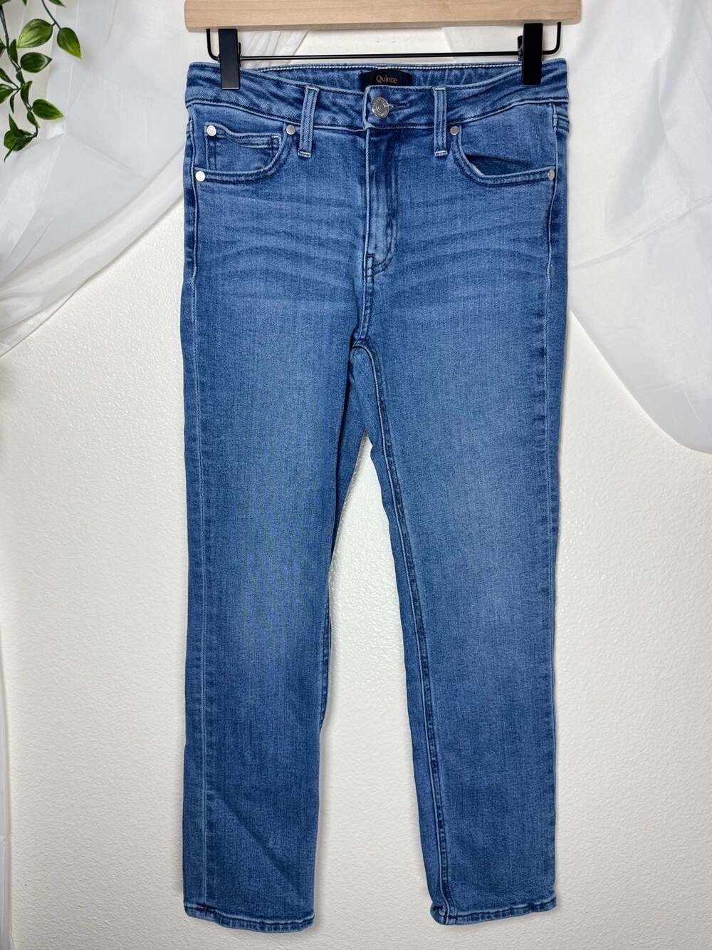 Quince Women’s Straight-Leg Jeans in Medium Blue Wash